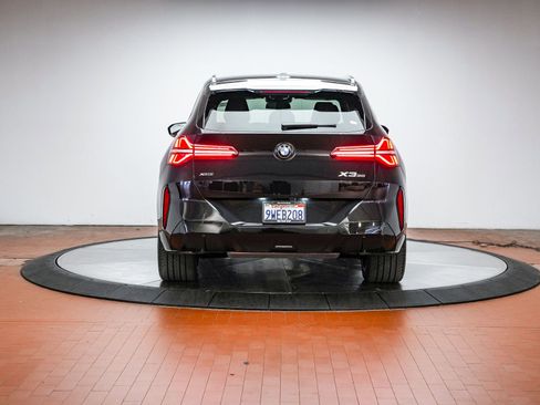 Used 2026 BMW X3 xDrive30 w/ Premium Package AWD/4WD image 3