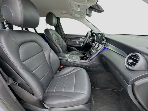 Used 2021 Mercedes-Benz GLC 300 image 19