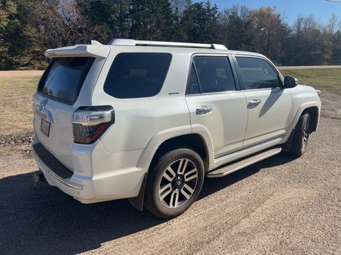 Used 2021 Toyota 4Runner Limited image 6