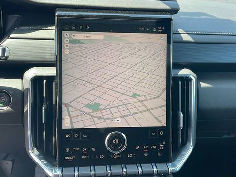 New 2025 GMC Acadia Elevation w/ Elevation Premium Package image 17