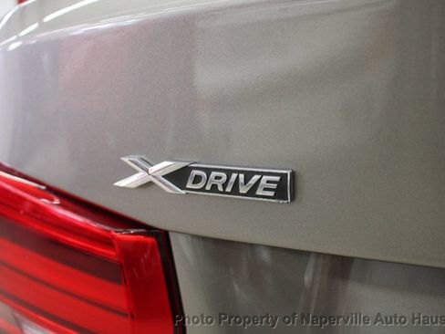 Used 2018 BMW 320i xDrive Sedan AWD/4WD image 45