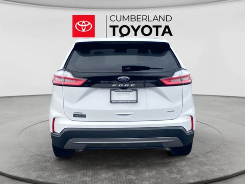 Used 2024 Ford Edge SEL w/ Convenience Package AWD/4WD image 4