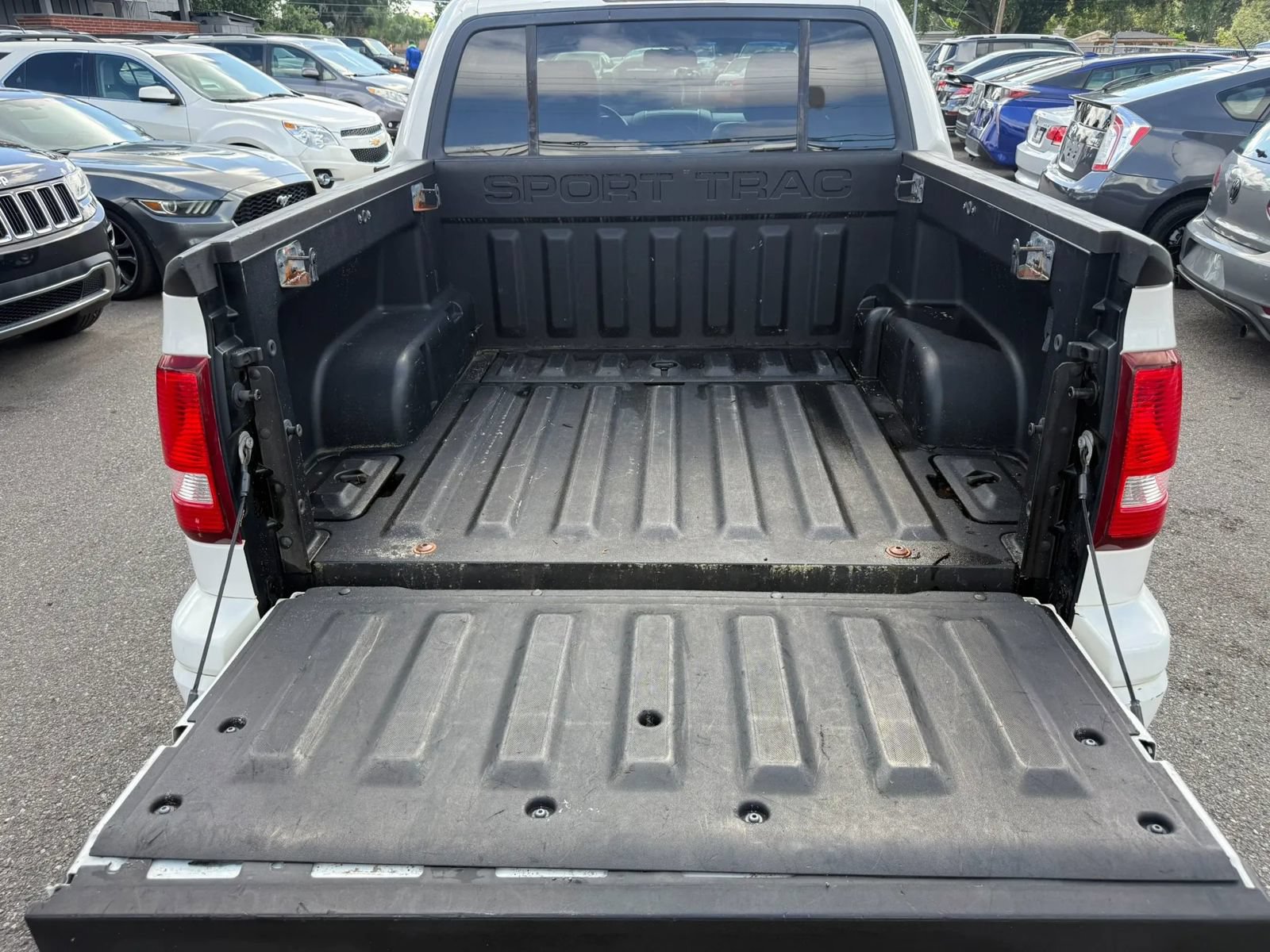 Used 2010 Ford Explorer Sport Trac Limited RWD image 13