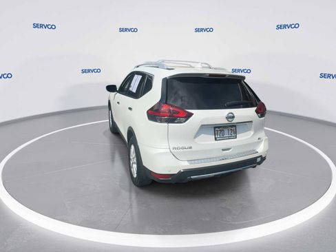 Used 2020 Nissan Rogue SV FWD image 6