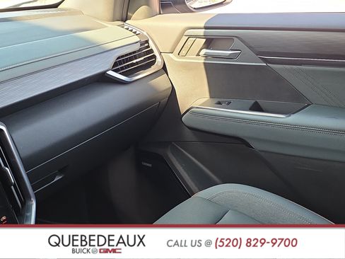 Used 2025 GMC Acadia AT4 w/ Super Cruise Package AWD/4WD image 21