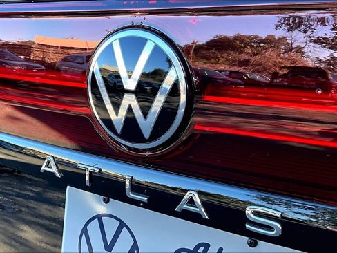 New 2026 Volkswagen Atlas Peak Edition AWD/4WD image 15