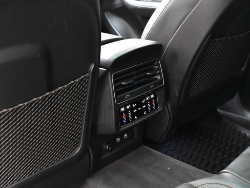 Used 2021 Audi SQ8 Prestige image 20