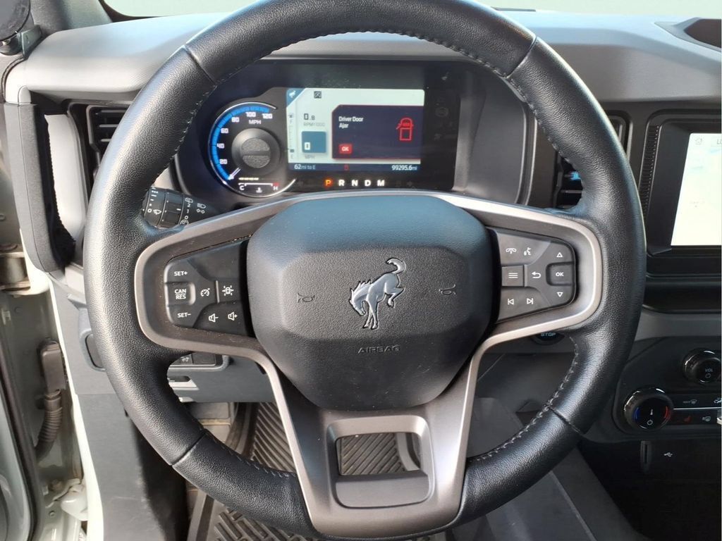 Used 2022 Ford Bronco Black Diamond AWD/4WD image 18
