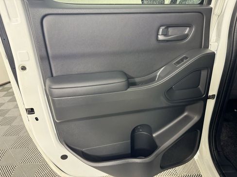 Used 2023 Nissan Frontier S w/ Tow Package image 22