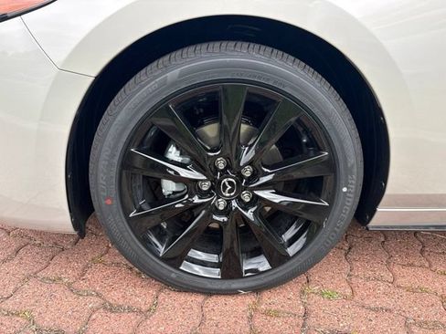 New 2026 MAZDA MAZDA3 2.5 Turbo Sedan w/Premium Plus AWD/4WD image 4