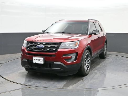 Used 2016 Ford Explorer Sport w/ Equipment Group 401A AWD/4WD image 27