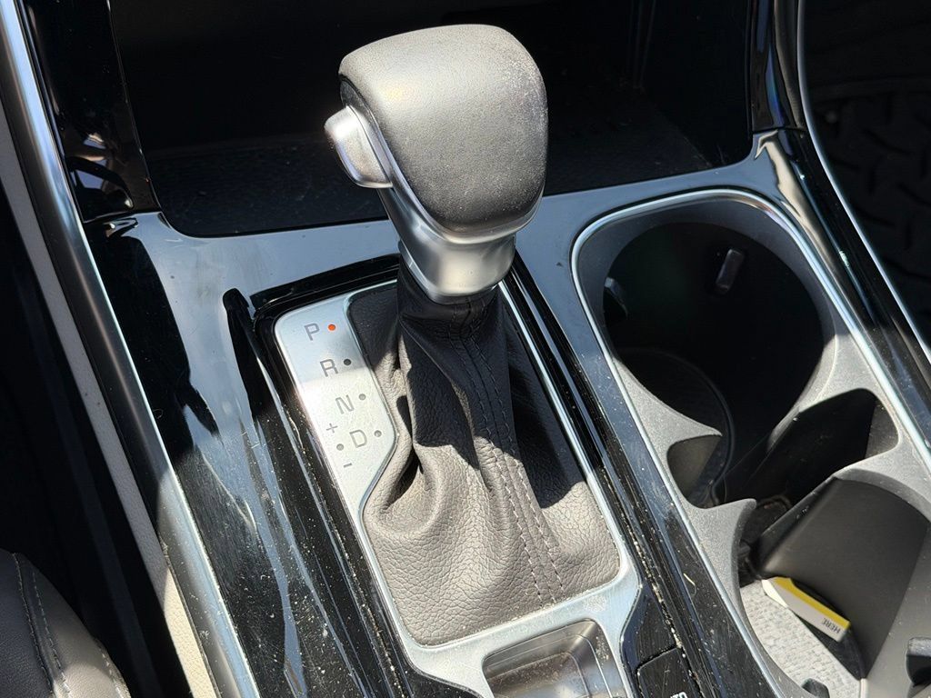 Used 2022 Kia Carnival SX FWD image 20