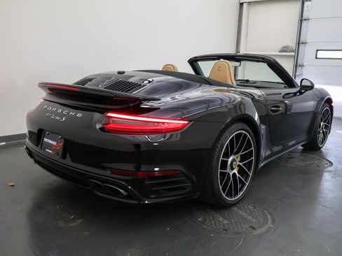 Used 2018 Porsche 911 Turbo S AWD/4WD image 4