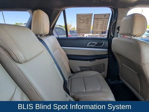 Used 2016 Ford Explorer XLT w/ Equipment Group 202A FWD image 29
