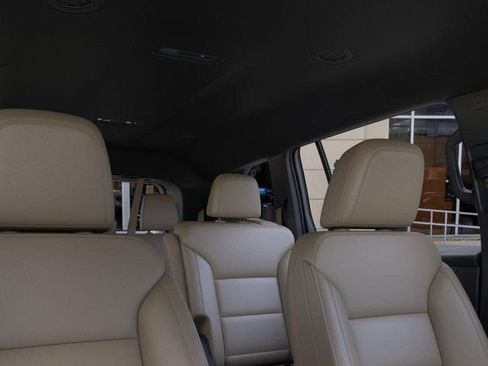 New 2027 Buick Enclave Preferred w/ Power Package FWD image 24