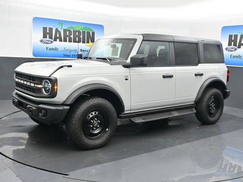New 2026 Ford Bronco Big Bend w/ Black Diamond Package AWD/4WD image 1