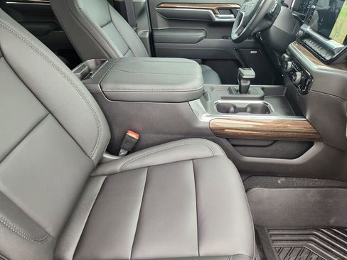 New 2026 Chevrolet Silverado 1500 LT Trail Boss w/ LT Trail Boss Premium Package AWD/4WD image 10