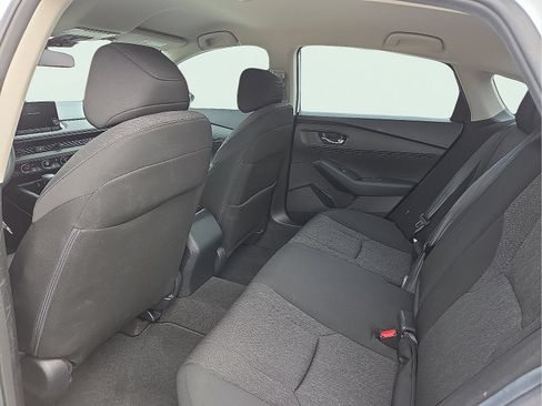 Used 2024 Honda Accord LX image 10
