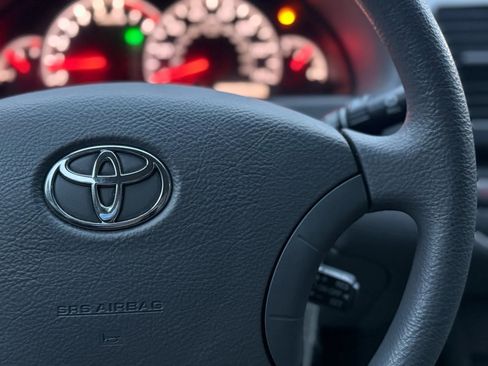 Used 2005 Toyota Camry LE image 31