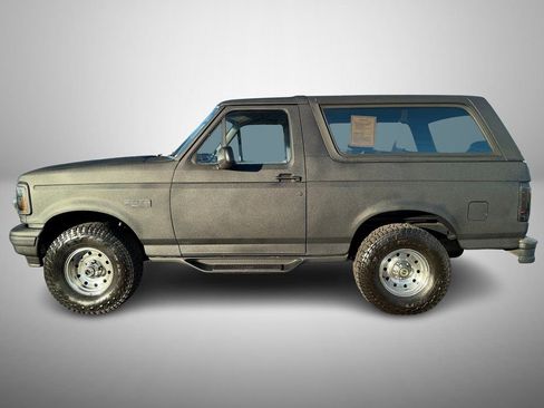Used 1996 Ford Bronco XLT image 5