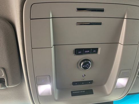 Used 2018 Chevrolet Tahoe Premier image 28