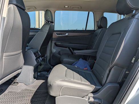 New 2025 Volkswagen Atlas SEL image 27