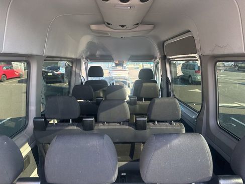 Used 2016 Mercedes-Benz Sprinter 2500 image 5