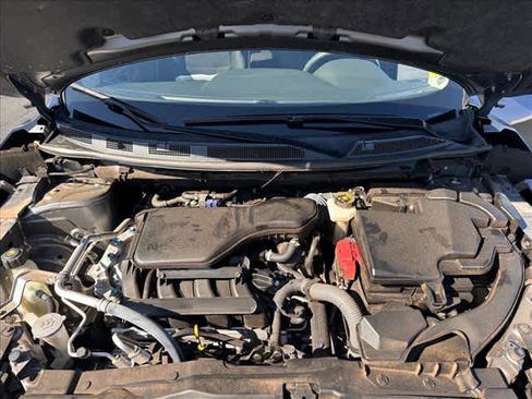 Used 2022 Nissan Rogue Sport S image 27