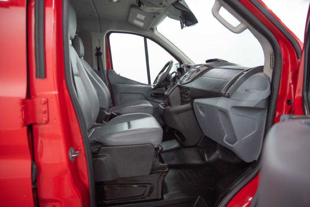 Used 2018 Ford Transit 150 XL RWD image 16