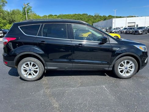 Used 2018 Ford Escape SEL FWD image 4