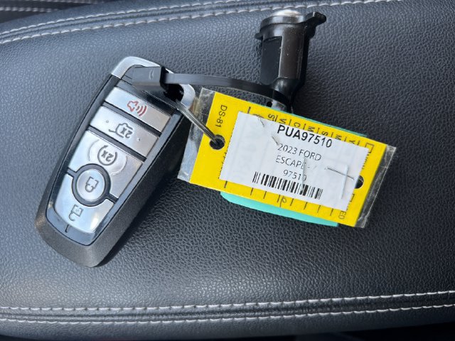 Used 2023 Ford Escape Active AWD/4WD image 41