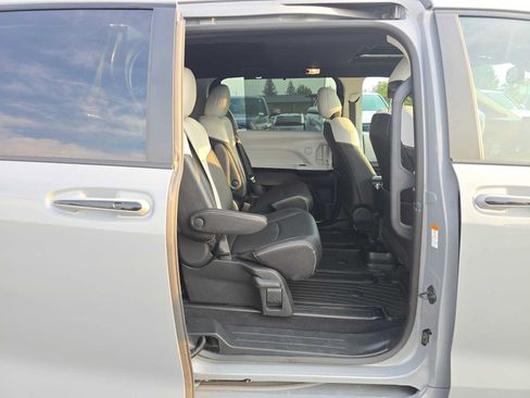 Certified 2026 Toyota Sienna XSE AWD/4WD image 22