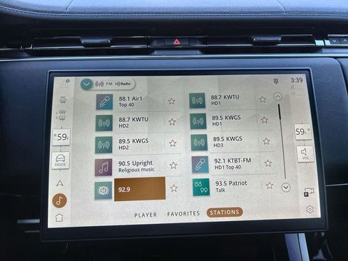 Used 2025 Land Rover Range Rover Sport Dynamic SE image 24