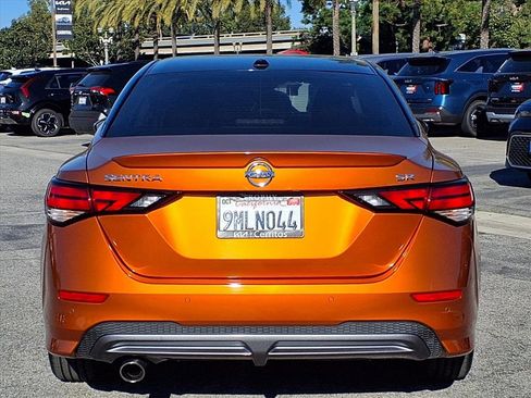 Used 2022 Nissan Sentra SR w/ Electronics Package image 4