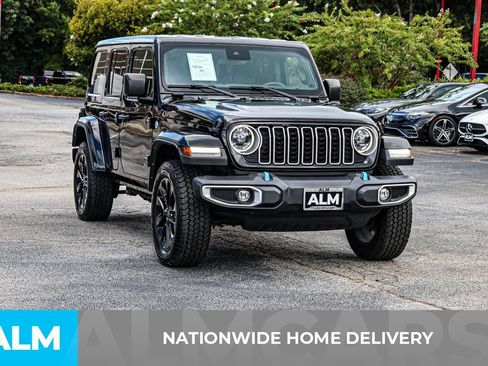 Used 2024 Jeep Wrangler Unlimited Sahara AWD/4WD image 5