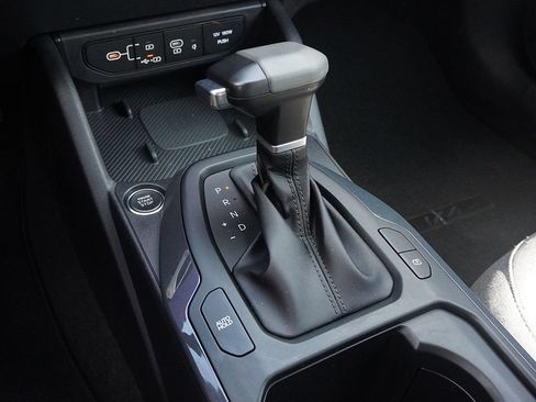 Certified 2025 Kia K4 EX FWD image 46