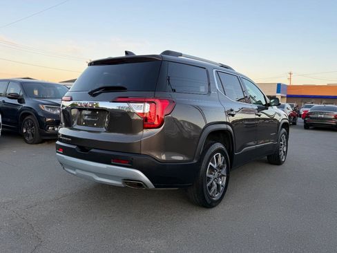 Used 2020 GMC Acadia SLE w/ Driver Convenience Package image 6