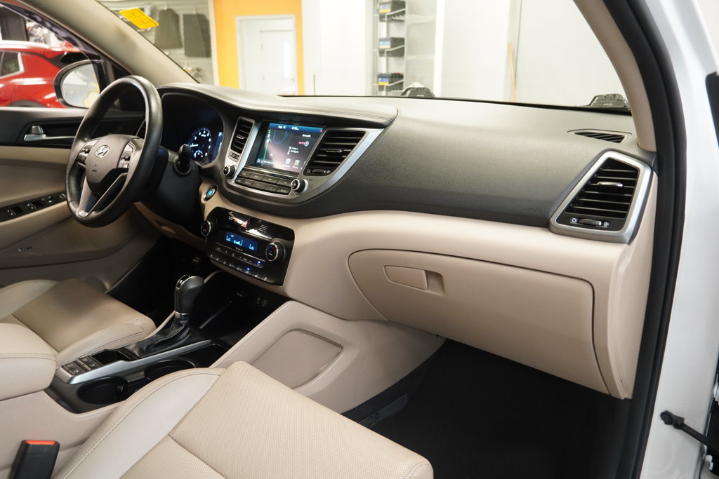 Used 2018 Hyundai Tucson Limited w/ Ultimate Package 02 AWD/4WD image 37