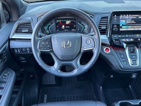 Certified 2024 Honda Odyssey Sport image 27