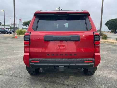 Used 2025 Toyota 4Runner TRD Off-Road AWD/4WD image 6