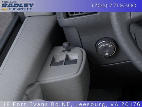 New 2025 Chevrolet Express 2500 Extended image 24