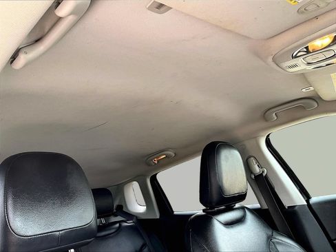 Used 2018 Jeep Compass Latitude w/ Popular Equipment Group AWD/4WD image 31