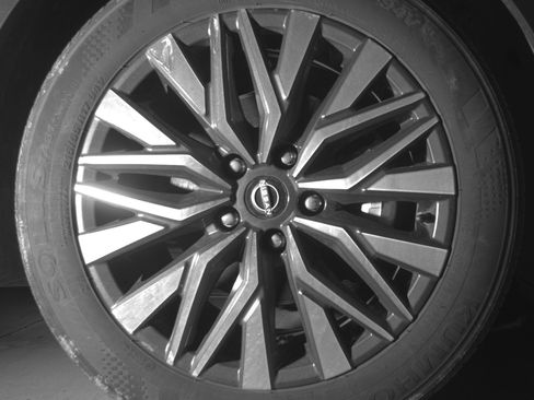 Used 2025 Nissan Altima 2.5 SV image 13