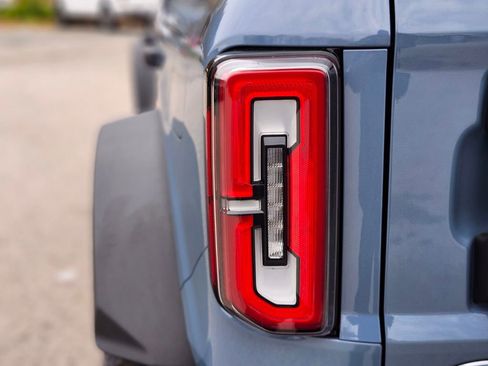 New 2025 Ford Bronco Badlands AWD/4WD image 9