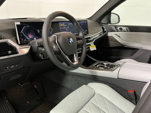 New 2026 BMW X5 xDrive40i w/ Climate Comfort Package AWD/4WD image 21