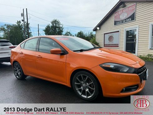 Used 2013 Dodge Dart SXT FWD image 1