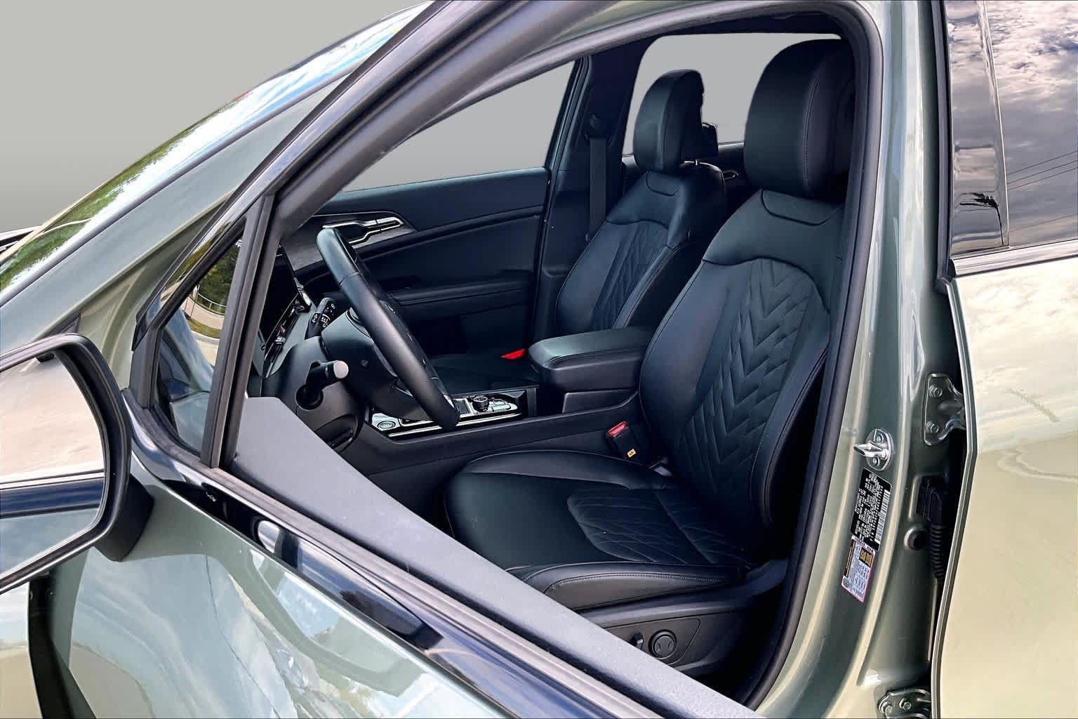 Used 2024 Kia Sportage X-Line w/ X-Line Premium Package AWD/4WD image 8