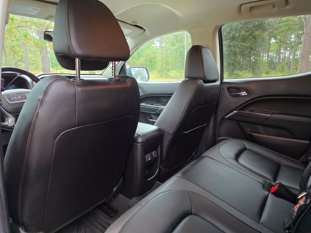 Used 2022 GMC Canyon AT4 w/ Trailering Package AWD/4WD image 18