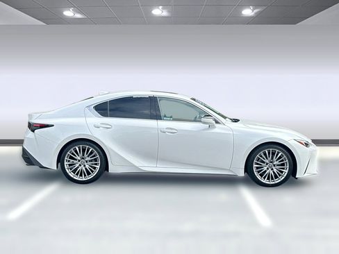 Certified 2022 Lexus IS 300 w/ Premium Package RWD image 7