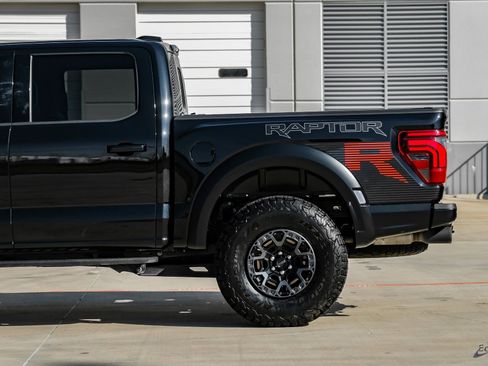 Used 2025 Ford F150 Raptor w/ Equipment Group 803A Raptor R image 9